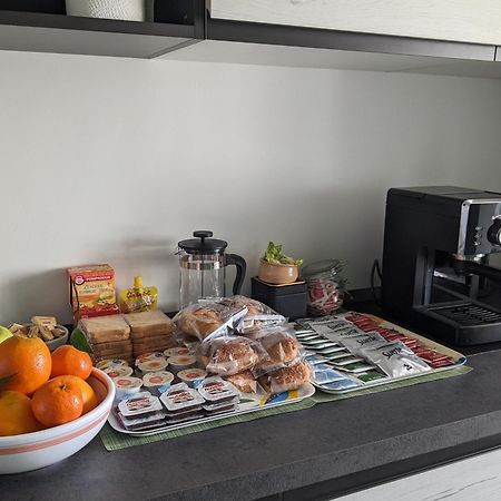 Syrakahost Intero Appartamento Roma Ngoại thất bức ảnh